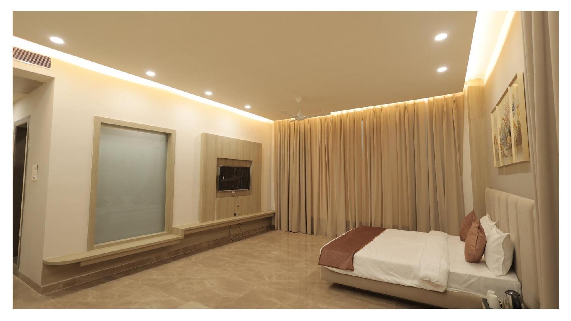 The Riverside Inn Vidisha Εξωτερικό φωτογραφία