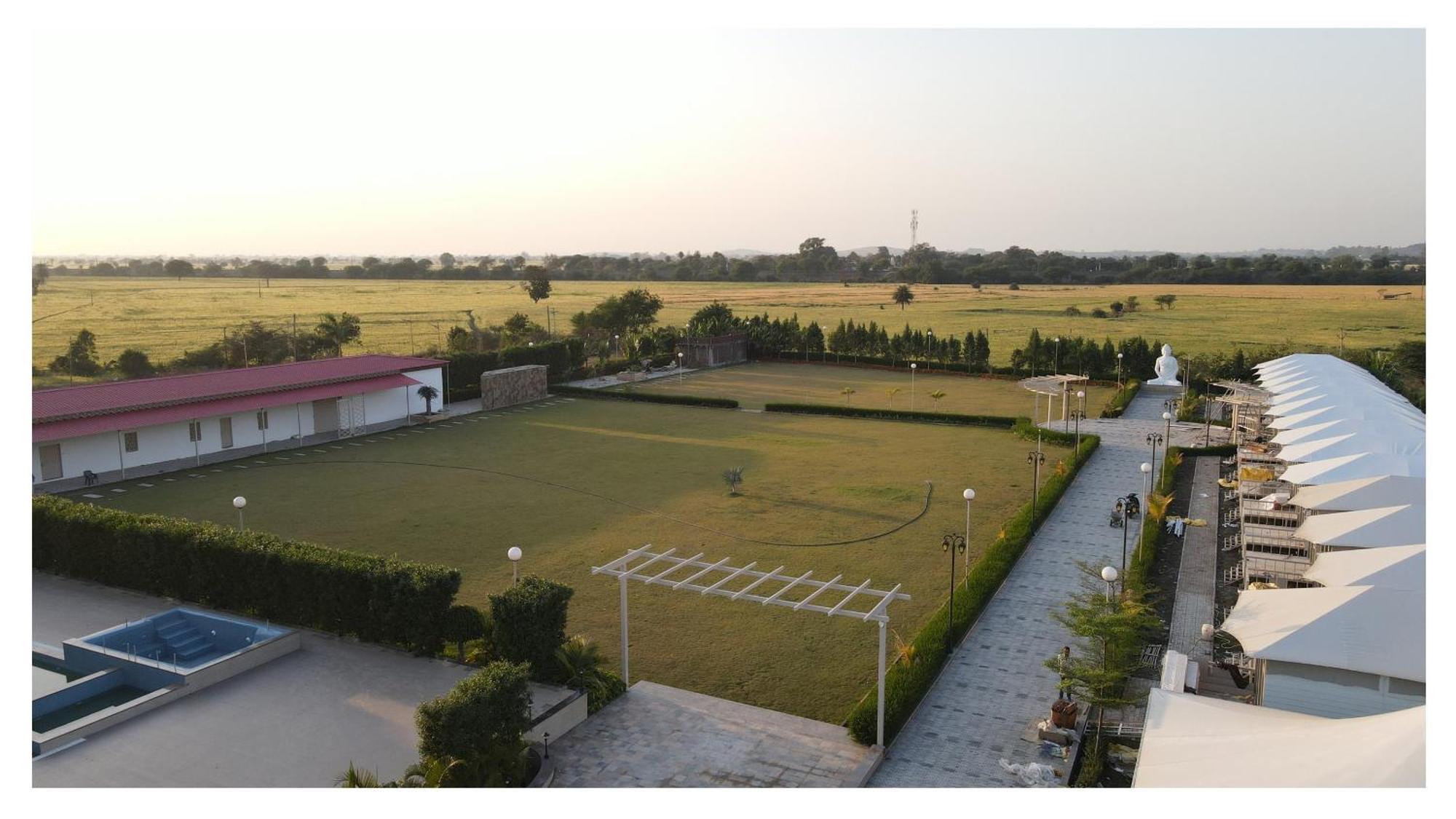 The Riverside Inn Vidisha Εξωτερικό φωτογραφία